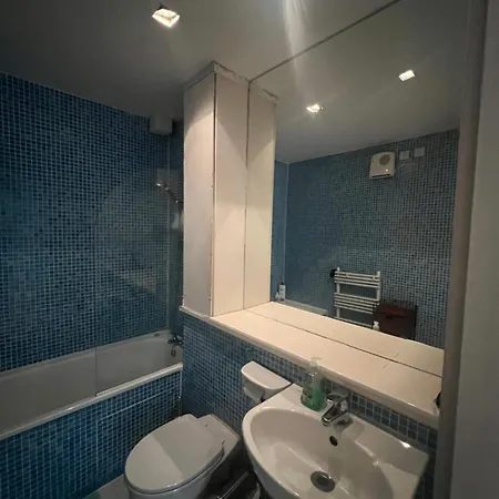 Great Location At Capel Street *