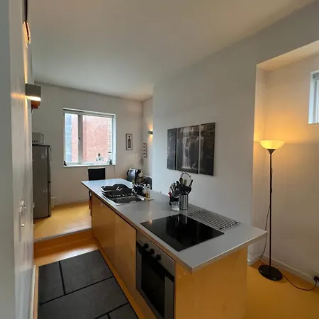 Great Location At Capel Street *